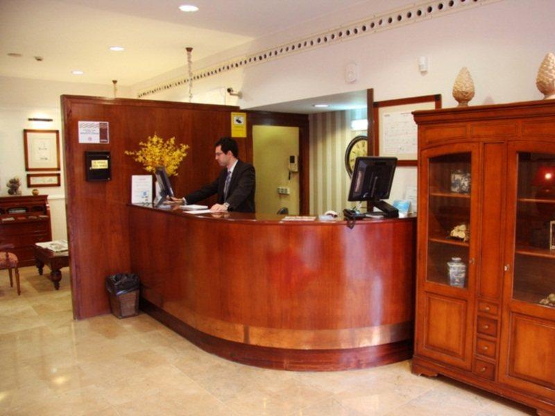 Hotel Oriente ซาราโกซา ภายนอก รูปภาพ